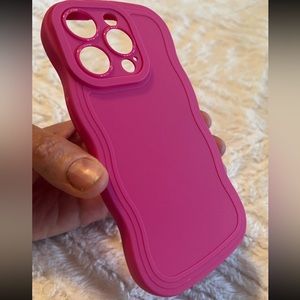iPhone 15 pro pink case flexible durable rubber cute wavy edges